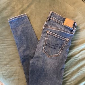 American Eagle High Rise Jegging Size 0 Short